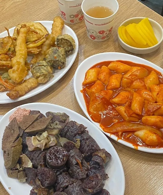 Hongdae 10Mins, Hapjeong 5Mins, Airportbus 5Mins, Largo House Seoul- Foreigner Only Corea del Sud