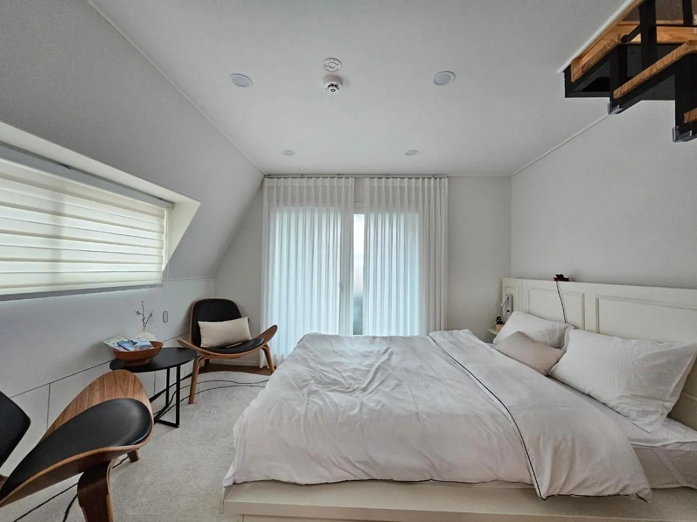 Apartman Hongdae 10Mins, Hapjeong 5Mins, Airportbus 5Mins, Largo House Seoul- Foreigner Only