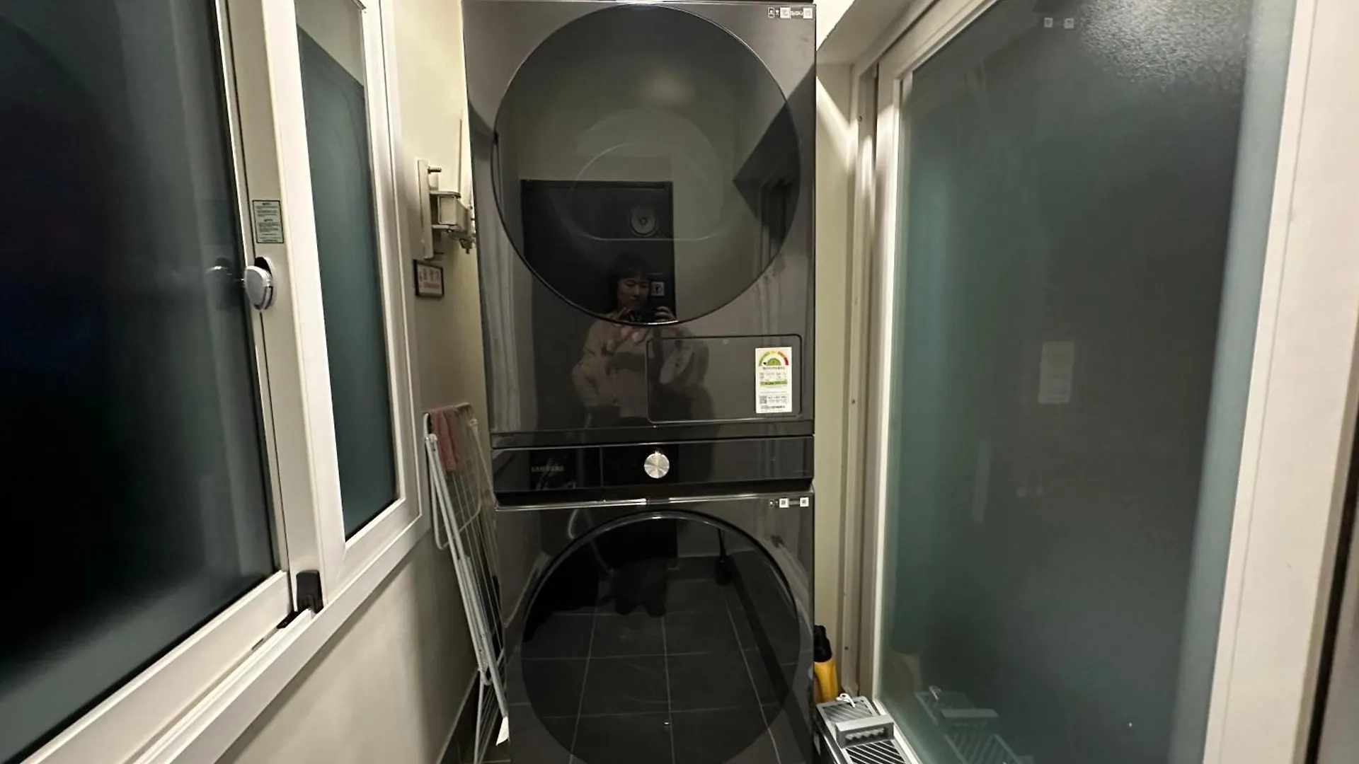 Apartman Hongdae 10Mins, Hapjeong 5Mins, Airportbus 5Mins, Largo House Seoul- Foreigner Only